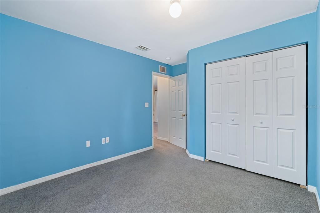 For Sale: $309,900 (3 beds, 2 baths, 1241 Square Feet)