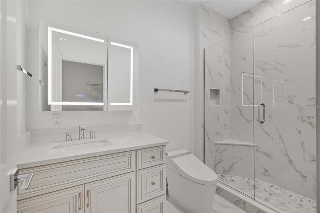 For Sale: $1,249,000 (3 beds, 3 baths, 1818 Square Feet)