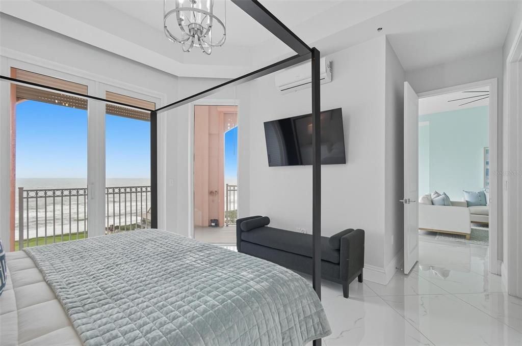 For Sale: $1,249,000 (3 beds, 3 baths, 1818 Square Feet)