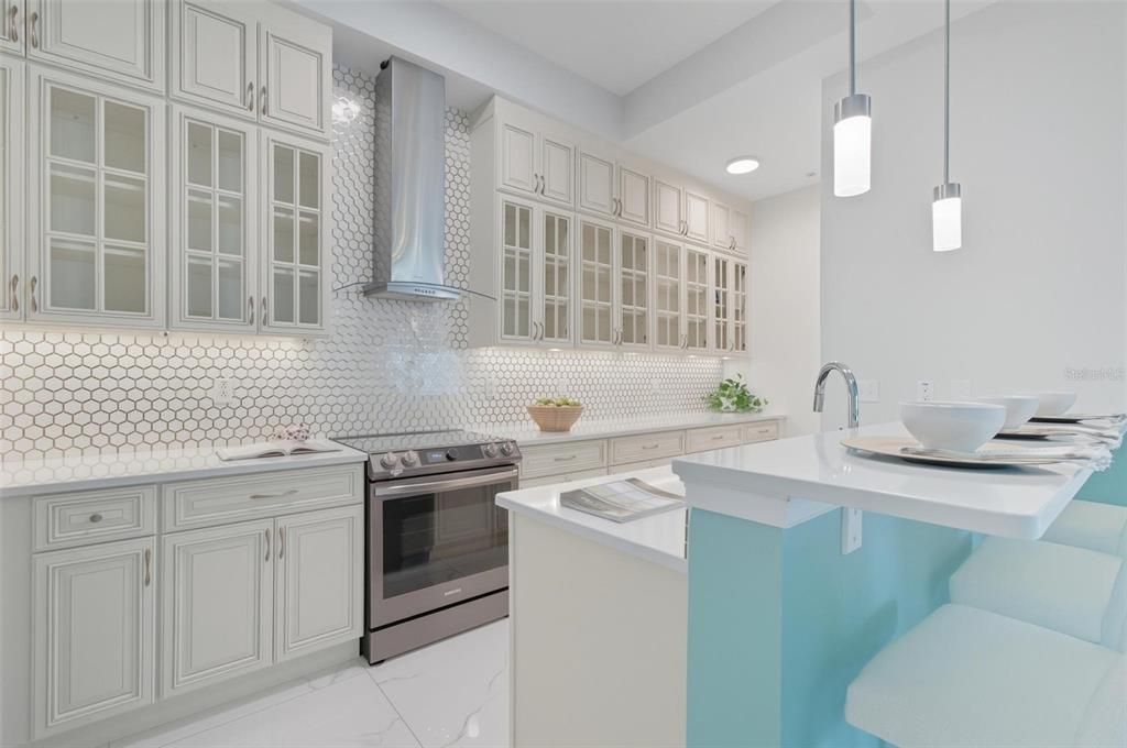 For Sale: $1,249,000 (3 beds, 3 baths, 1818 Square Feet)