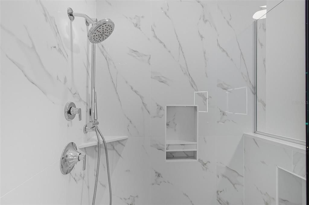 For Sale: $1,249,000 (3 beds, 3 baths, 1818 Square Feet)