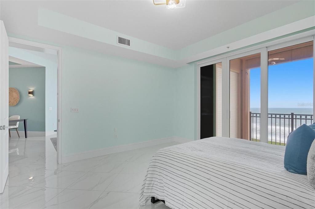 For Sale: $1,249,000 (3 beds, 3 baths, 1818 Square Feet)