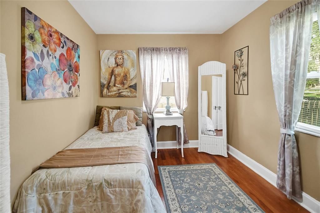 En Venta: $469,000 (2 camas, 1 baños, 1093 Pies cuadrados)