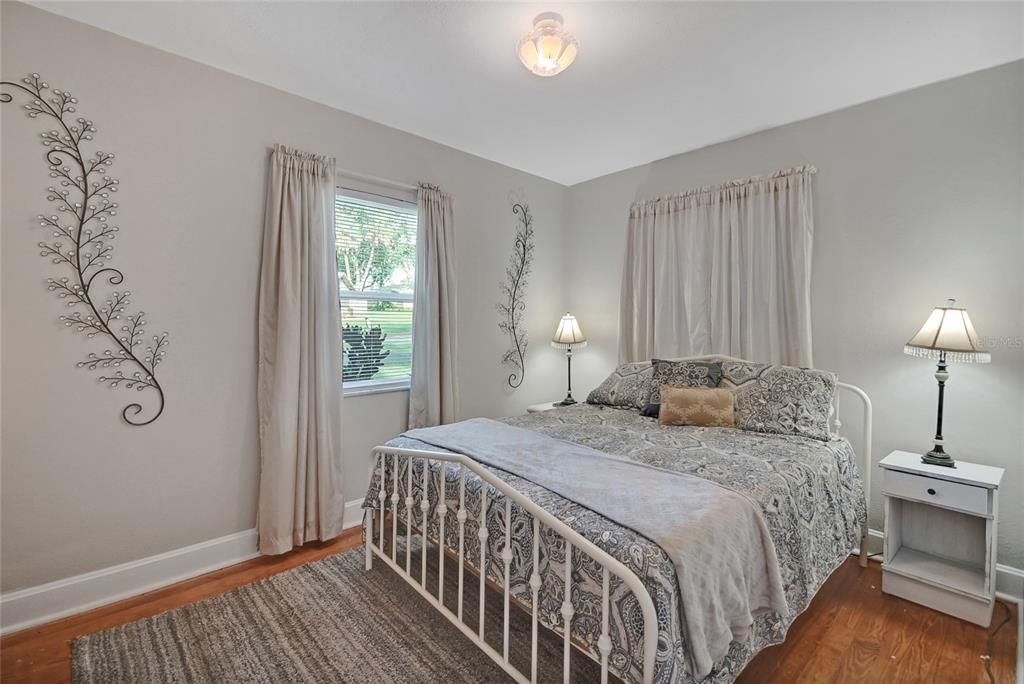 En Venta: $469,000 (2 camas, 1 baños, 1093 Pies cuadrados)