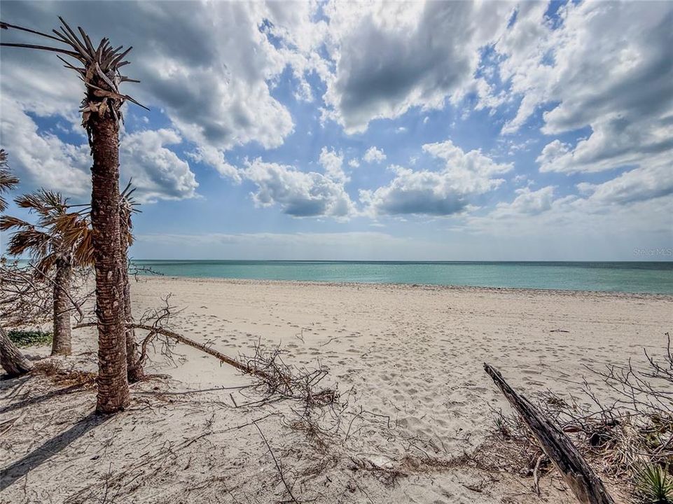 For Sale: $4,900,000 (2.30 acres)