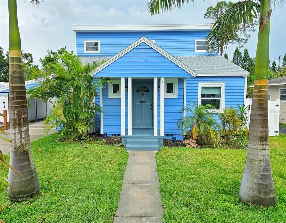 最近租的: $3,450 (2 贝兹, 2 浴室, 1660 平方英尺)