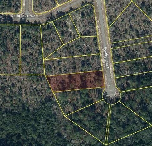 For Sale: $11,000 (0.61 acres)