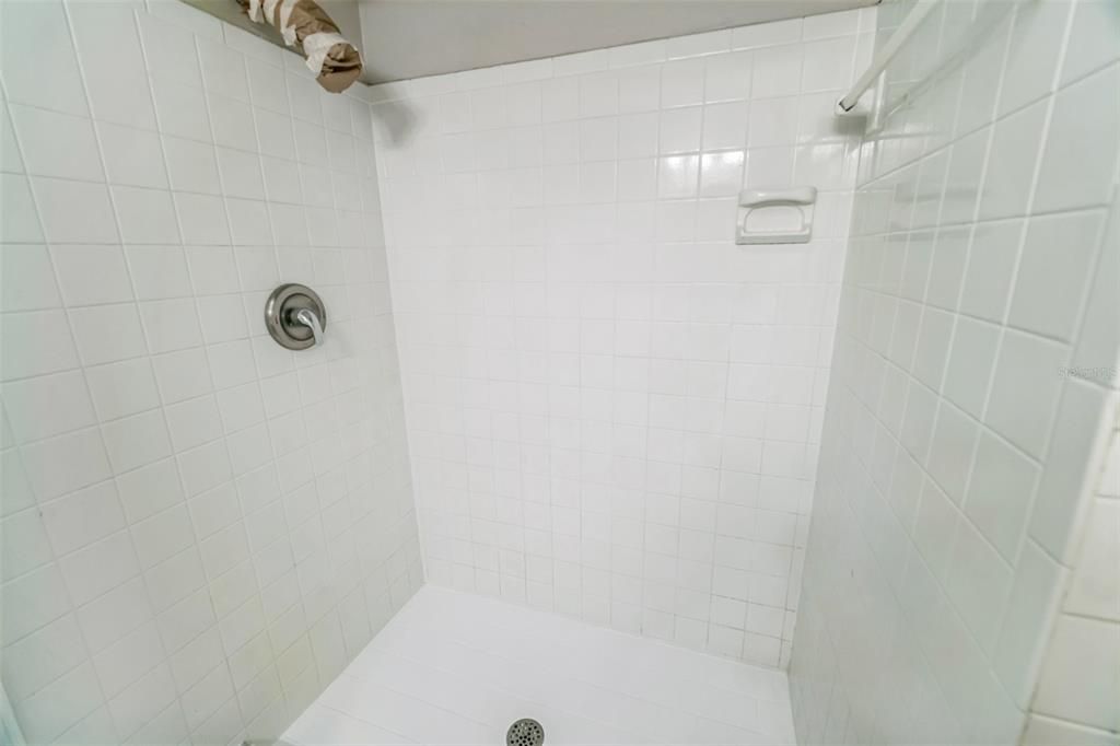 На продажу: $395,000 (3 спален, 2 ванн, 1854 Квадратных фут)