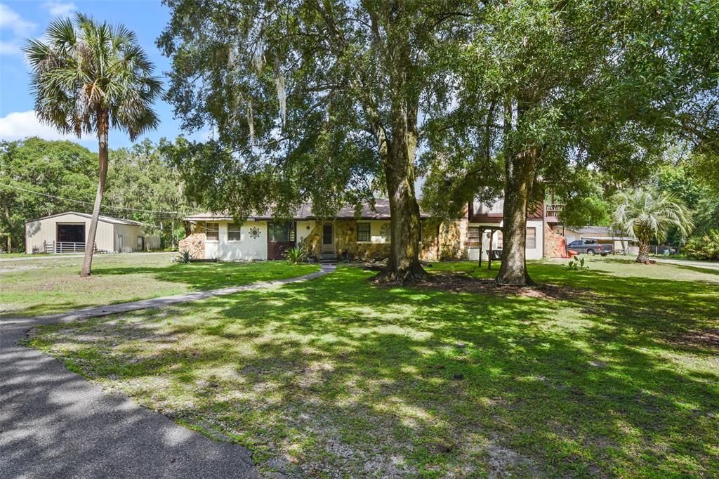 Active With Contract: $550,000 (4 beds, 3 baths, 2985 Square Feet)