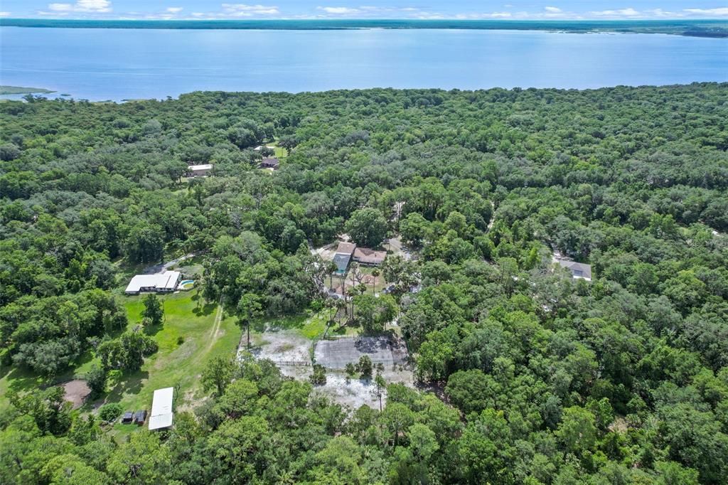 Active With Contract: $550,000 (4 beds, 3 baths, 2985 Square Feet)