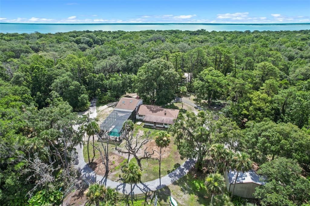 Active With Contract: $550,000 (4 beds, 3 baths, 2985 Square Feet)