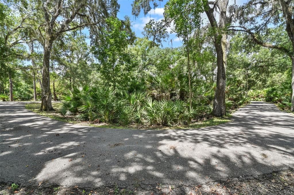 Active With Contract: $550,000 (4 beds, 3 baths, 2985 Square Feet)