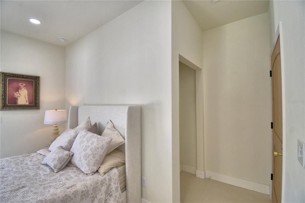 待售: $559,999 (4 贝兹, 4 浴室, 2316 平方英尺)