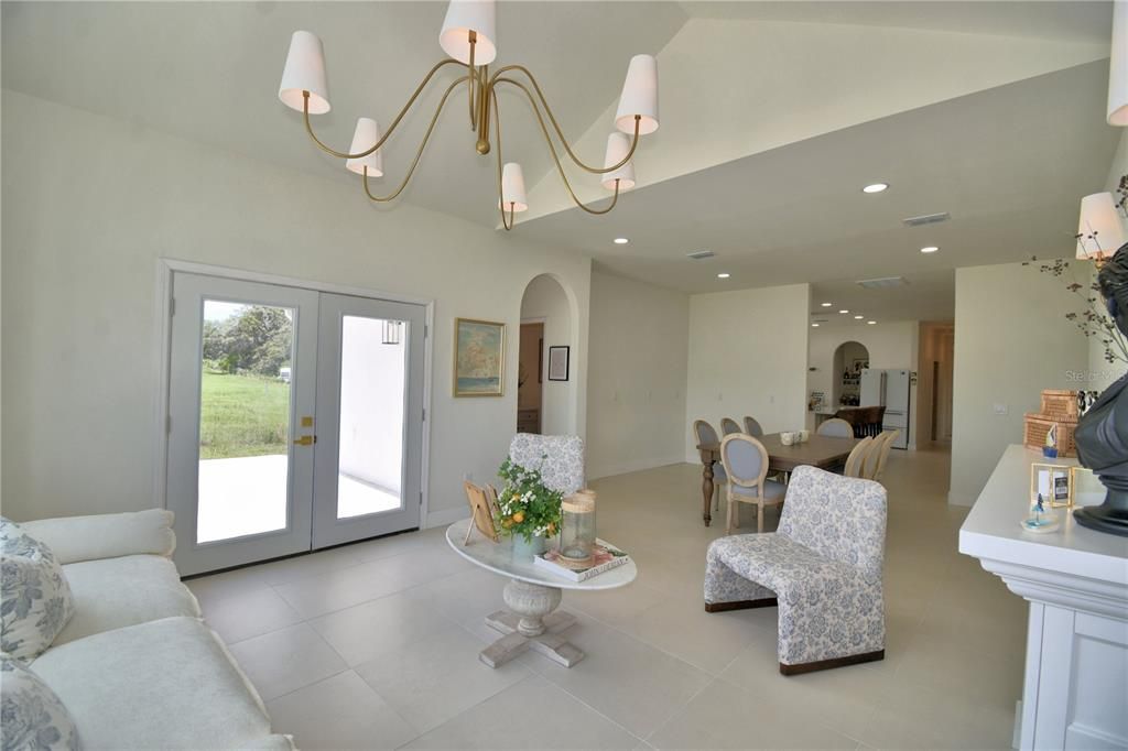 待售: $559,999 (4 贝兹, 4 浴室, 2316 平方英尺)