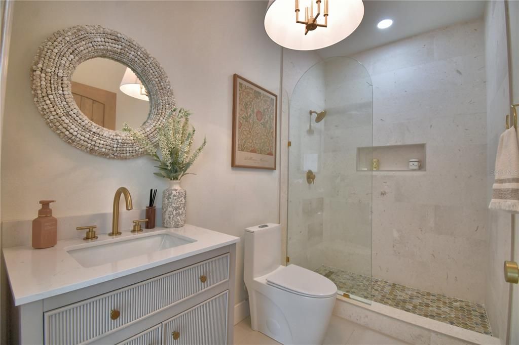 待售: $559,999 (4 贝兹, 4 浴室, 2316 平方英尺)