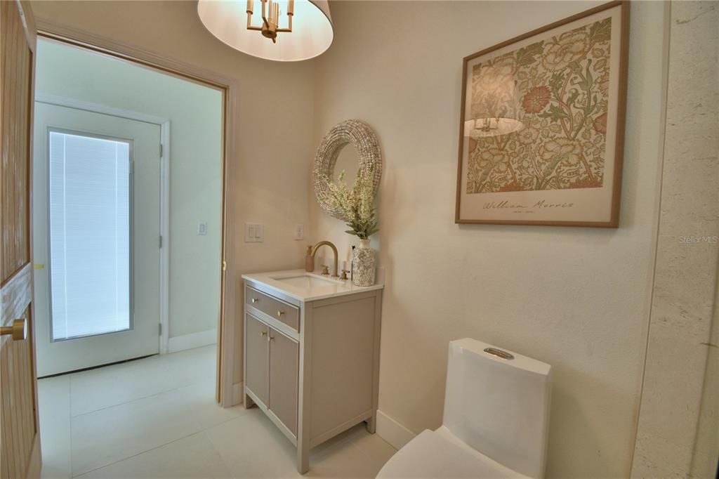 待售: $559,999 (4 贝兹, 4 浴室, 2316 平方英尺)