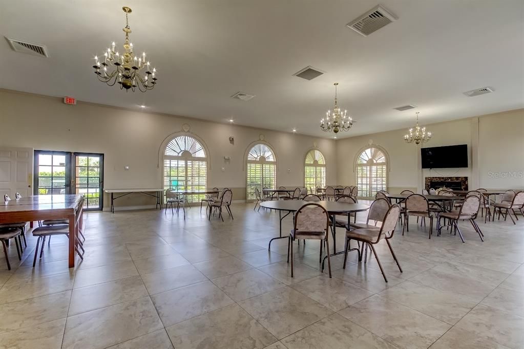 Activo con contrato: $1,510,500 (3 camas, 2 baños, 2365 Pies cuadrados)