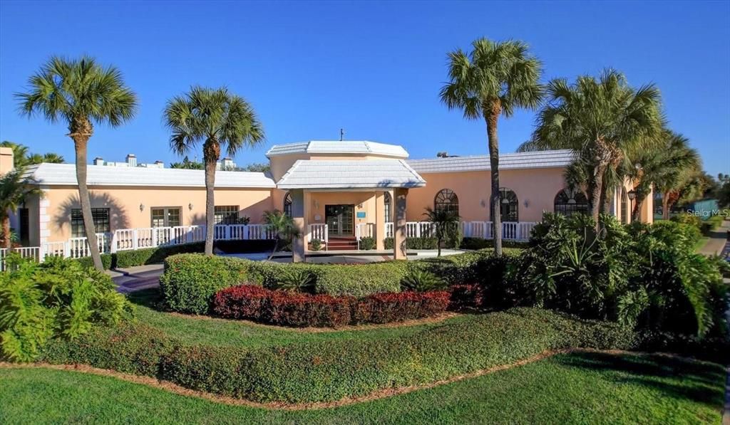 Activo con contrato: $1,510,500 (3 camas, 2 baños, 2365 Pies cuadrados)