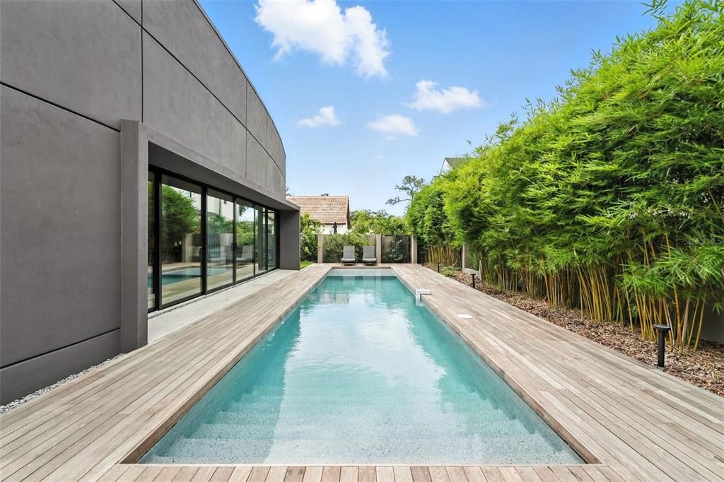 En Venta: $3,600,000 (4 camas, 5 baños, 3658 Pies cuadrados)