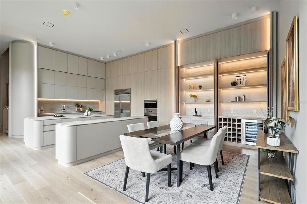 En Venta: $3,600,000 (4 camas, 5 baños, 3658 Pies cuadrados)