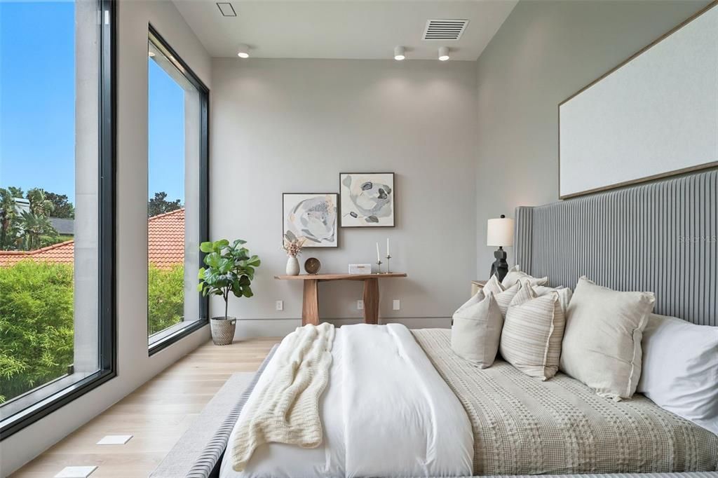 En Venta: $3,600,000 (4 camas, 5 baños, 3658 Pies cuadrados)