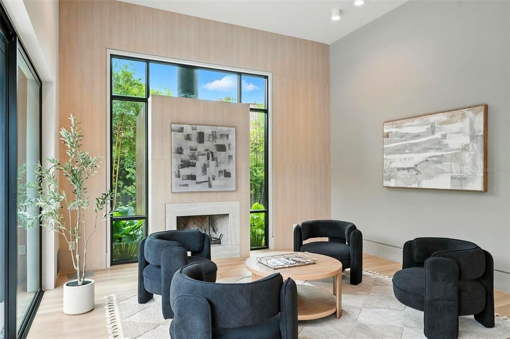 En Venta: $3,600,000 (4 camas, 5 baños, 3658 Pies cuadrados)