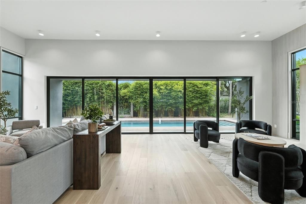 En Venta: $3,600,000 (4 camas, 5 baños, 3658 Pies cuadrados)