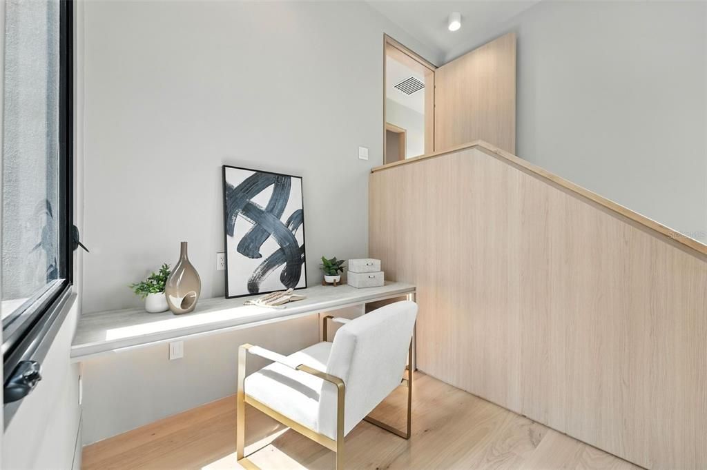 En Venta: $3,600,000 (4 camas, 5 baños, 3658 Pies cuadrados)