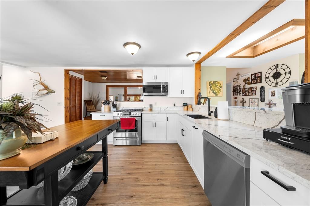 For Sale: $849,000 (4 beds, 3 baths, 2556 Square Feet)