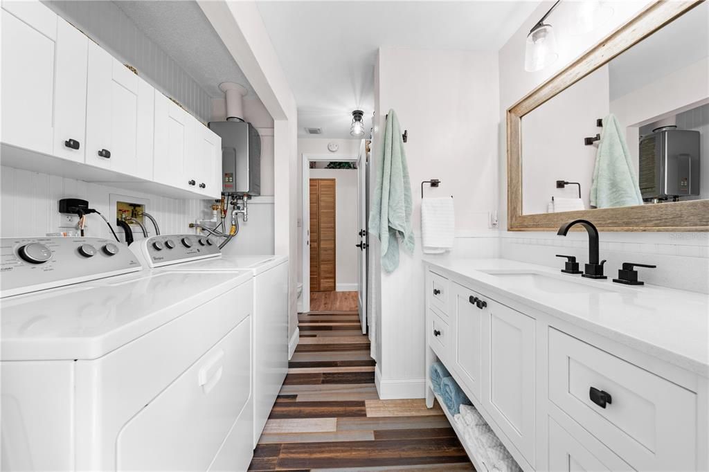 For Sale: $849,000 (4 beds, 3 baths, 2556 Square Feet)