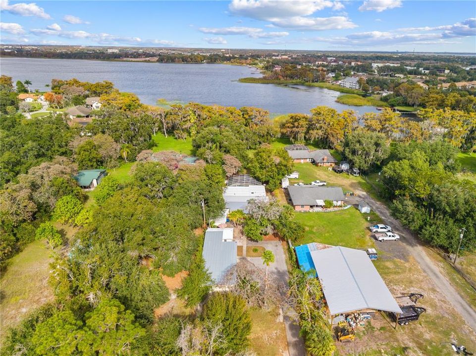 En Venta: $749,900 (4 camas, 3 baños, 2556 Pies cuadrados)