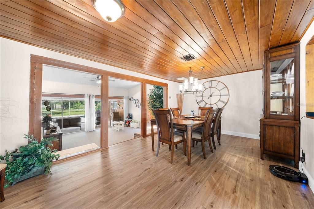 For Sale: $849,000 (4 beds, 3 baths, 2556 Square Feet)