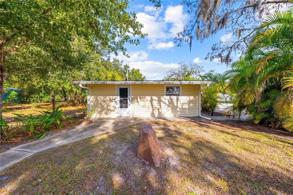 En Venta: $749,900 (4 camas, 3 baños, 2556 Pies cuadrados)