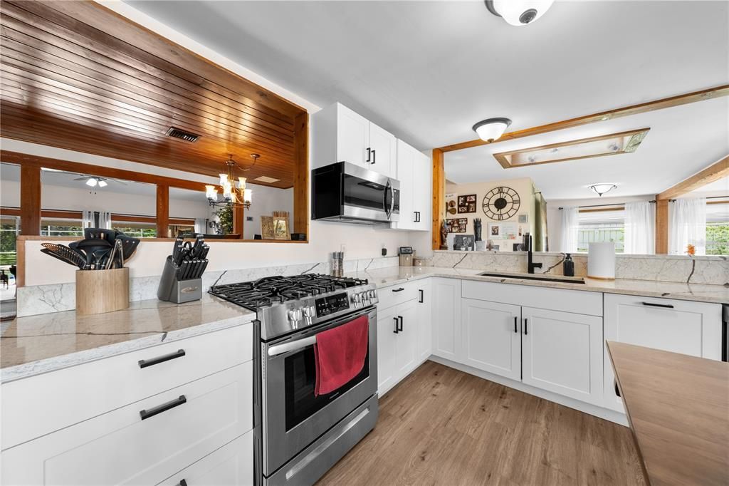 For Sale: $849,000 (4 beds, 3 baths, 2556 Square Feet)