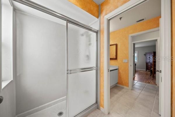 Под контрактом: $850,000 (3 спален, 2 ванн, 2219 Квадратных фут)