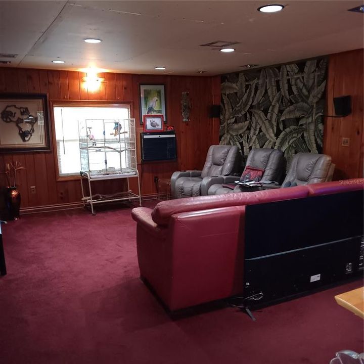 На продажу: $625,000 (2 спален, 1 ванн, 1550 Квадратных фут)