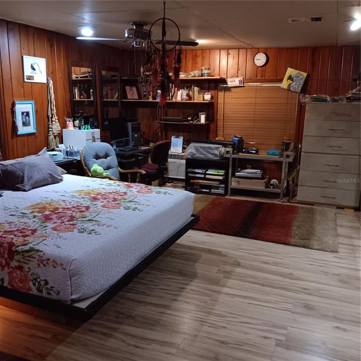 На продажу: $625,000 (2 спален, 1 ванн, 1550 Квадратных фут)