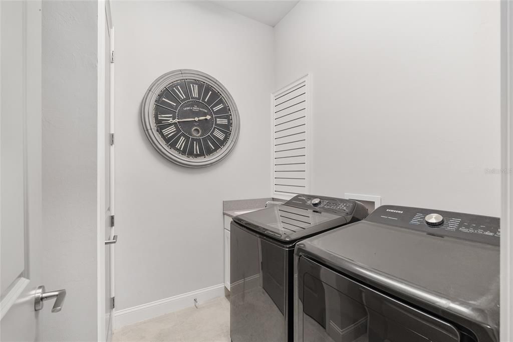 For Rent: $4,600 (4 beds, 3 baths, 2427 Square Feet)