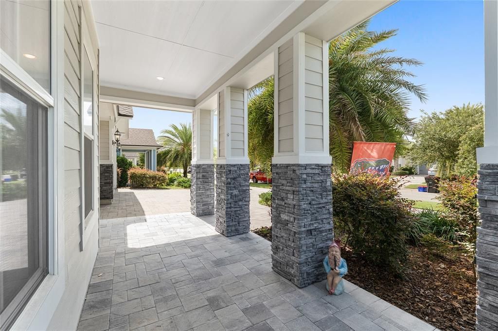 For Rent: $4,600 (4 beds, 3 baths, 2427 Square Feet)