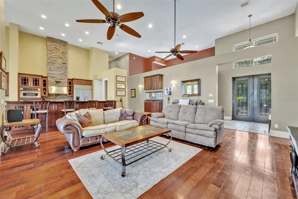 待售: $845,000 (5 贝兹, 4 浴室, 3543 平方英尺)