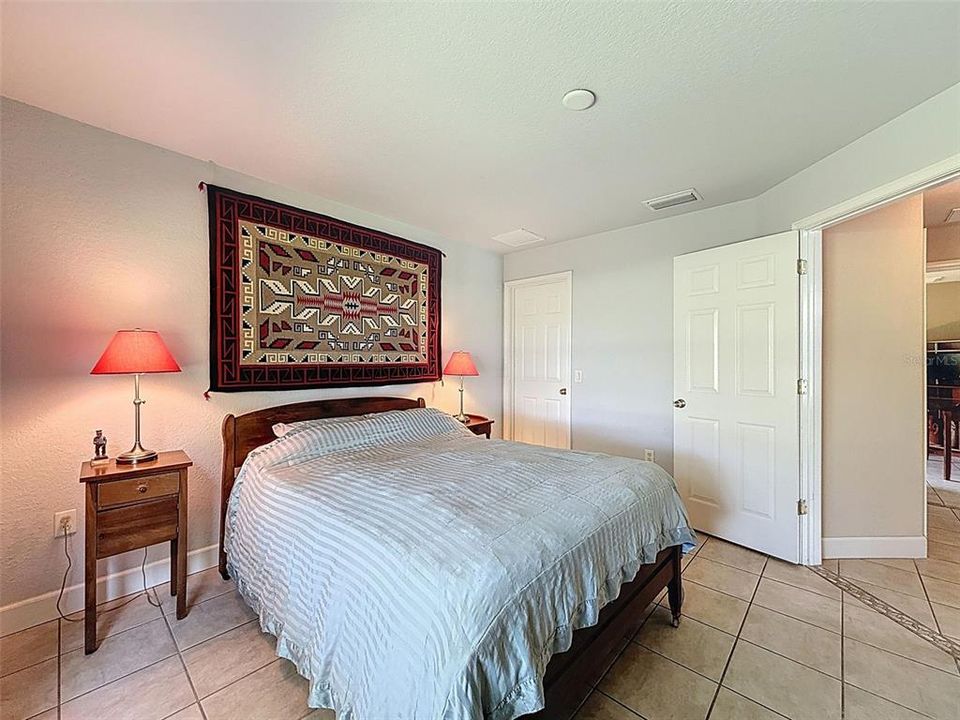 Active With Contract: $820,000 (3 beds, 2 baths, 2412 Square Feet)