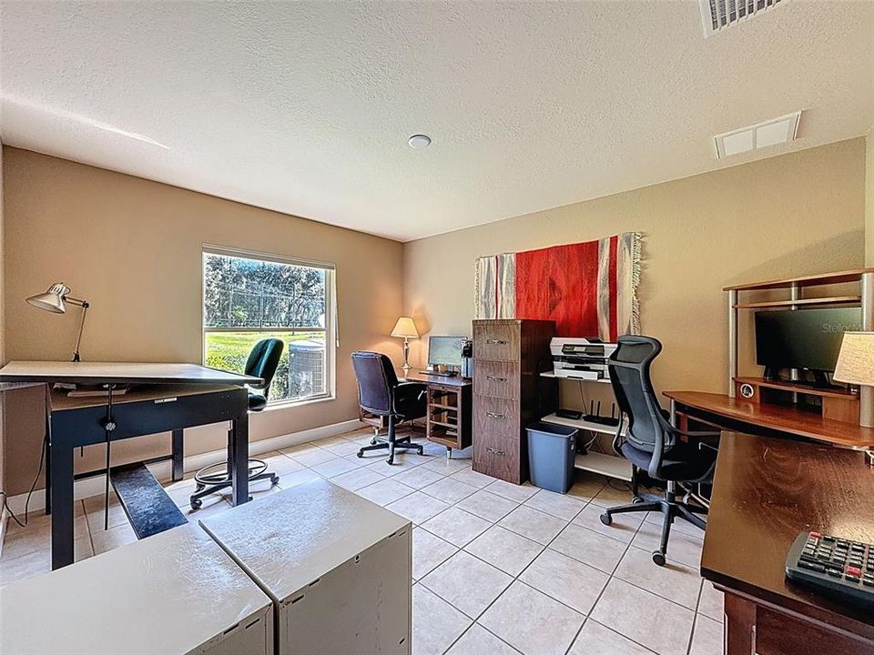 Active With Contract: $820,000 (3 beds, 2 baths, 2412 Square Feet)