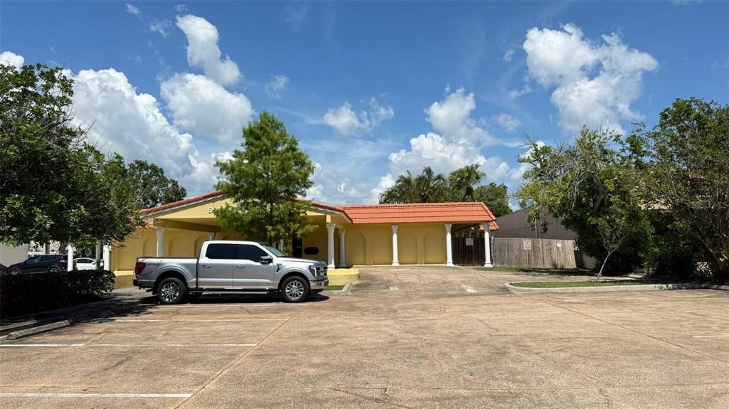 На продажу: $4,500,000 (0 спален, 0 ванн, 9353 Квадратных фут)