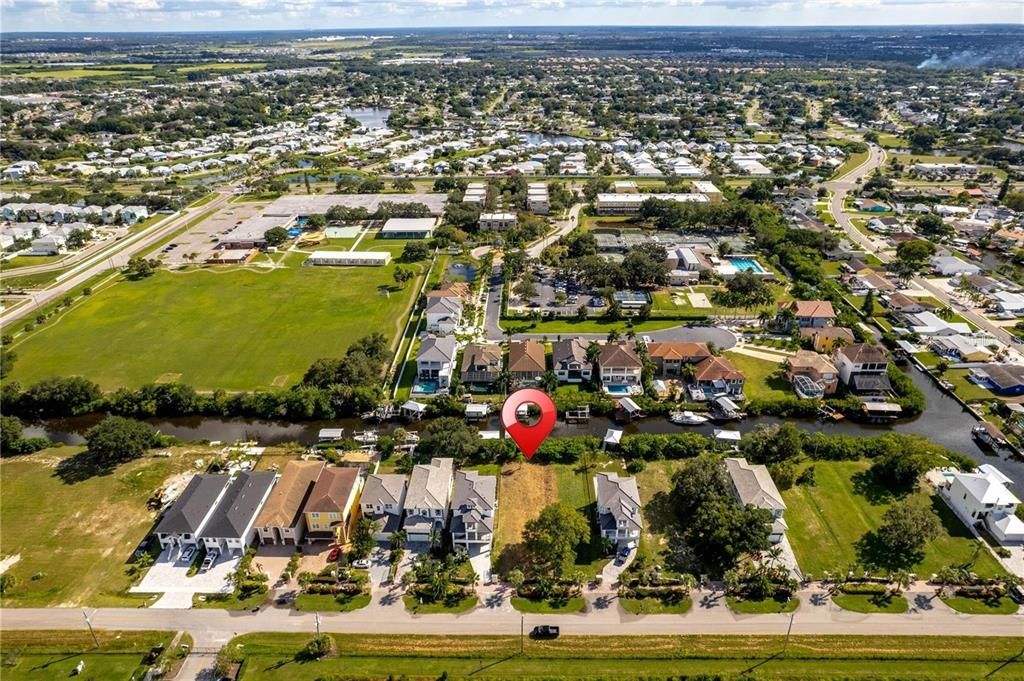 For Sale: $269,500 (0.13 acres)