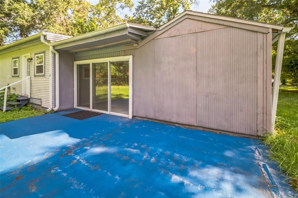 Под контрактом: $257,700 (3 спален, 2 ванн, 1612 Квадратных фут)