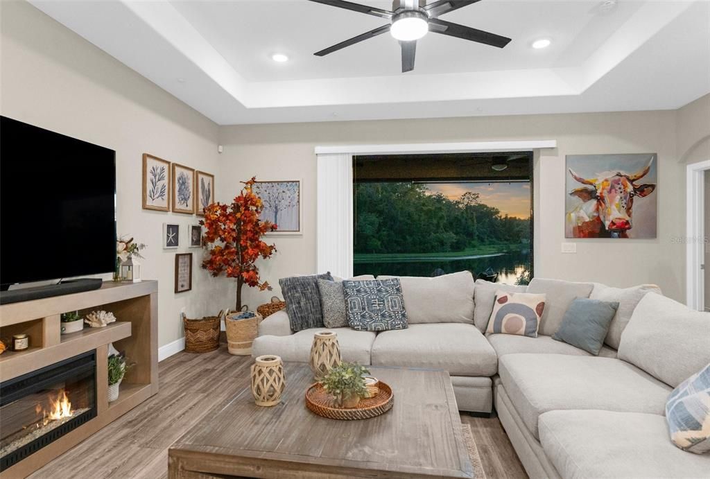 Active With Contract: $450,000 (4 beds, 3 baths, 2052 Square Feet)