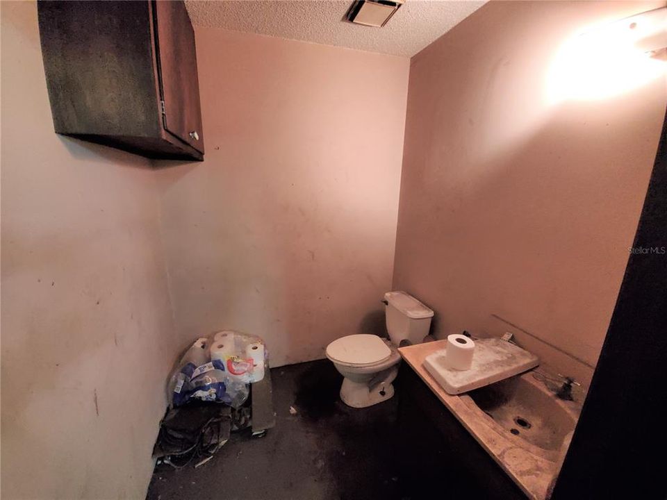 待售: $350,000 (0 贝兹, 0 浴室, 3832 平方英尺)