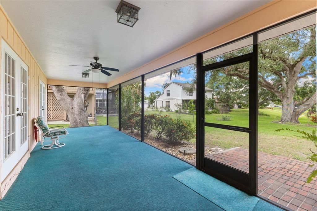 For Sale: $415,000 (3 beds, 2 baths, 1590 Square Feet)