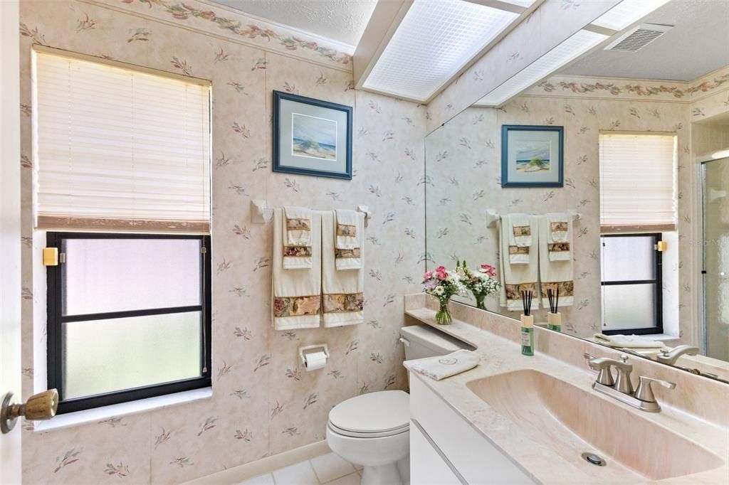 For Sale: $415,000 (3 beds, 2 baths, 1590 Square Feet)