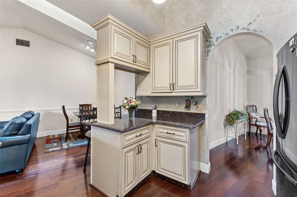 For Sale: $415,000 (3 beds, 2 baths, 1590 Square Feet)